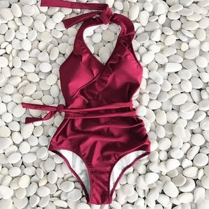 CUPSHE one piece women's bathing suit